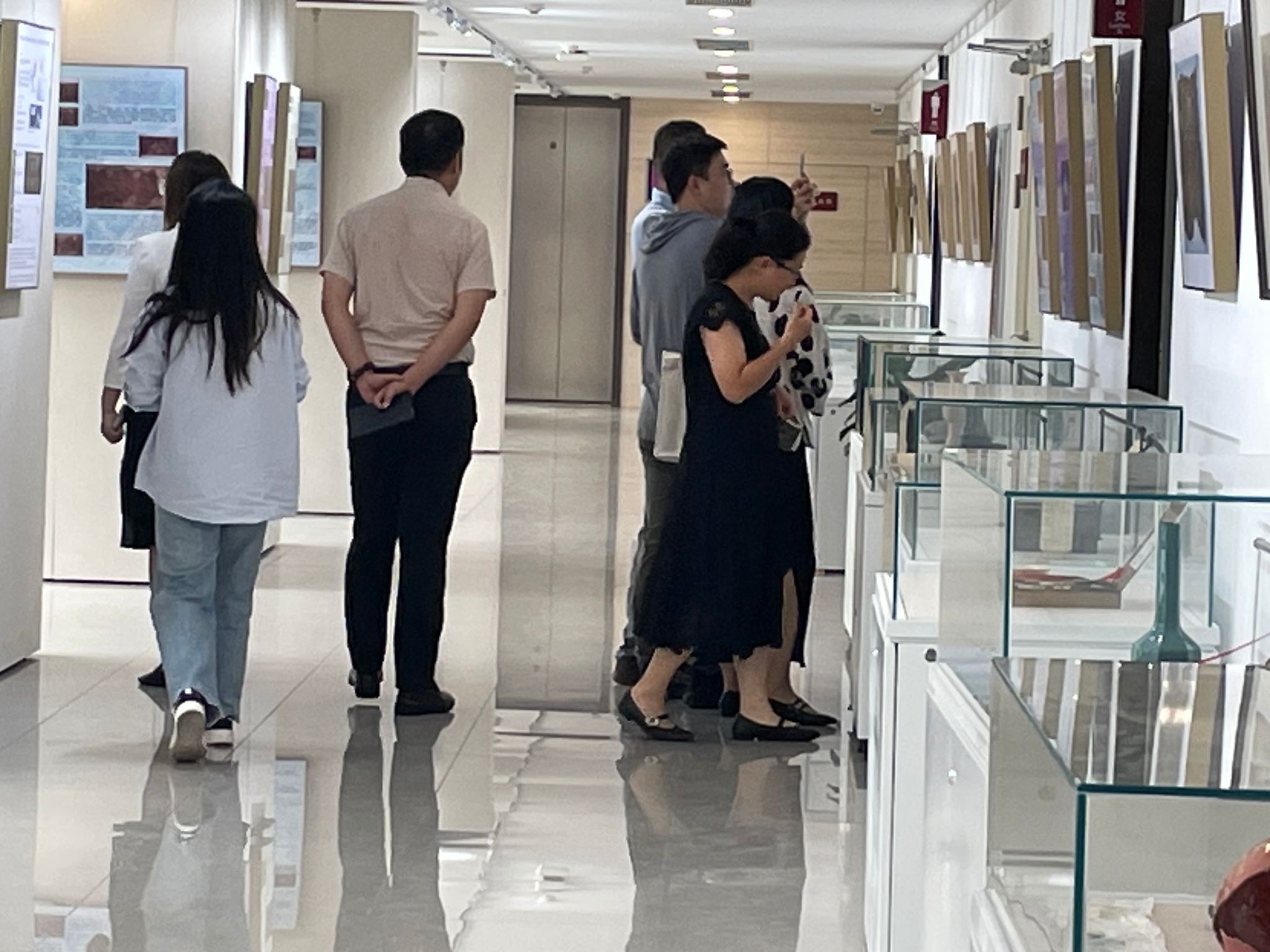 真实与还原展览照片1.jpg